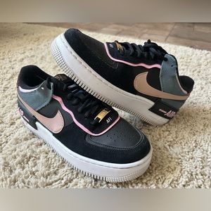 Women’s Nike Air Force 1 size 8.5